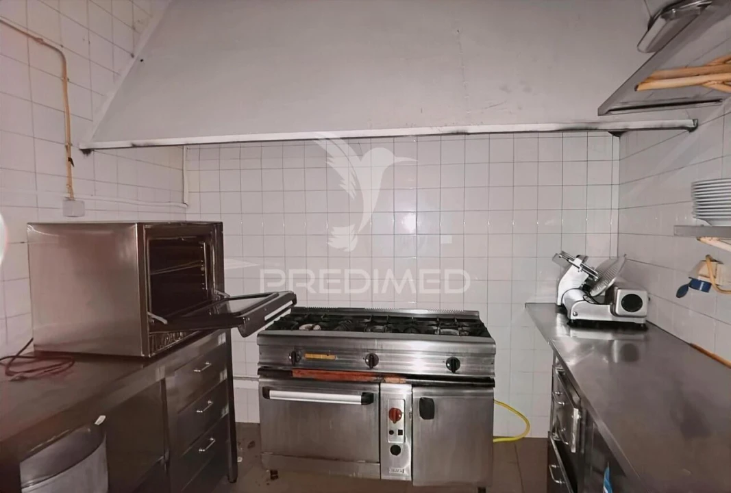 Loja para Trespasse em Pernes Foto 23