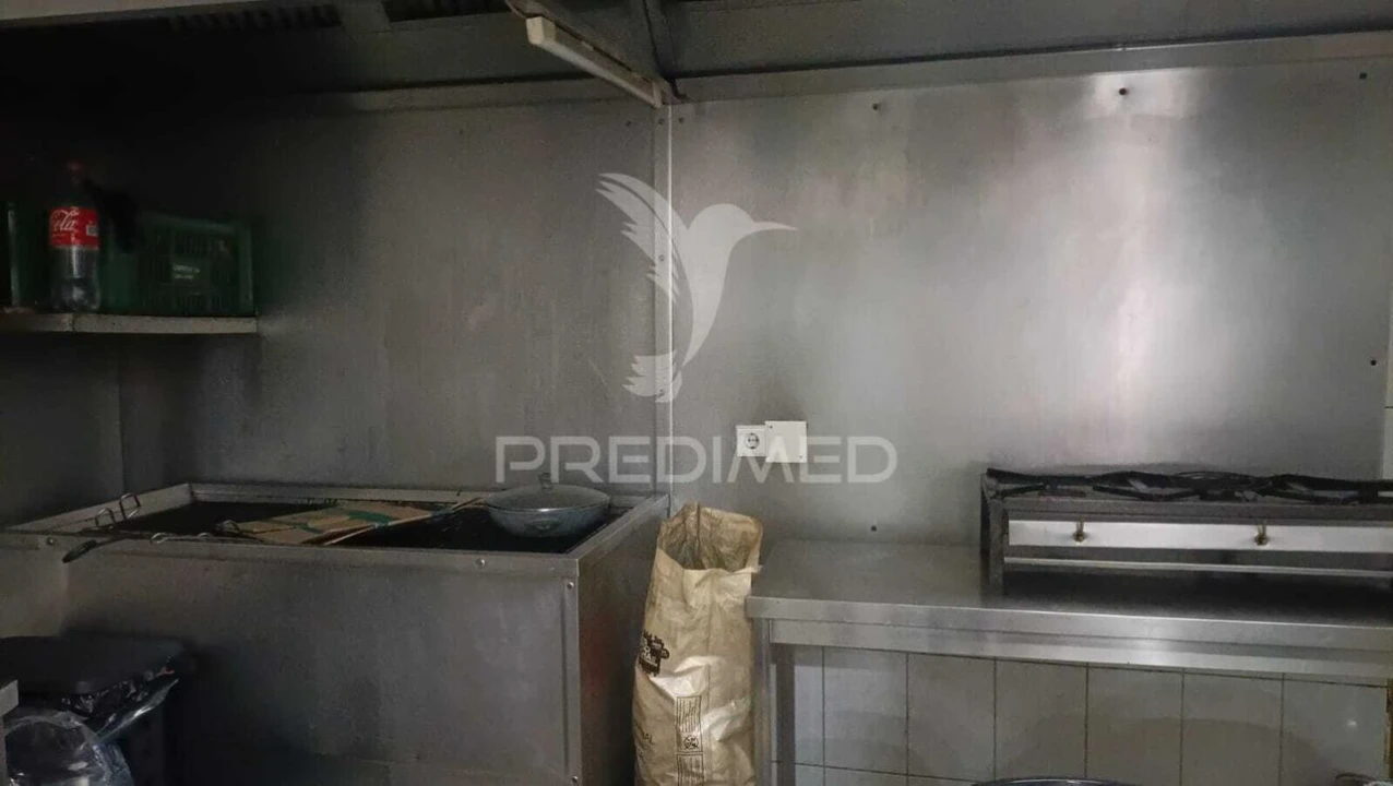 Loja para Trespasse em Coronado (São Romão e São Mamede) Foto 13