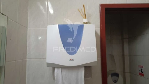 Loja para Trespasse em Coronado (São Romão e São Mamede)