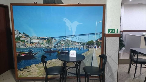 Loja para Trespasse em Coronado (São Romão e São Mamede)