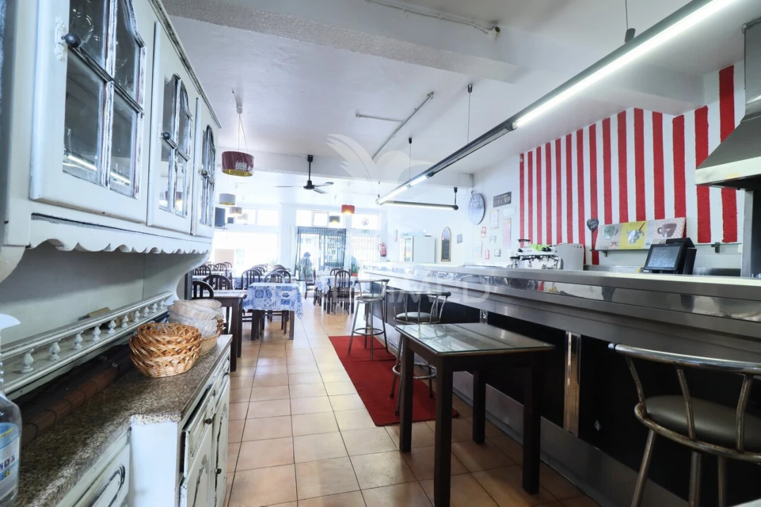 Loja para Trespasse em Gulpilhares e Valadares Foto 4