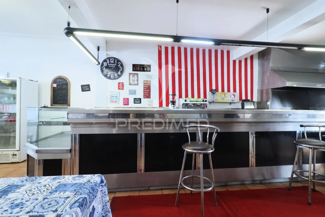 Loja para Trespasse em Gulpilhares e Valadares Foto 7