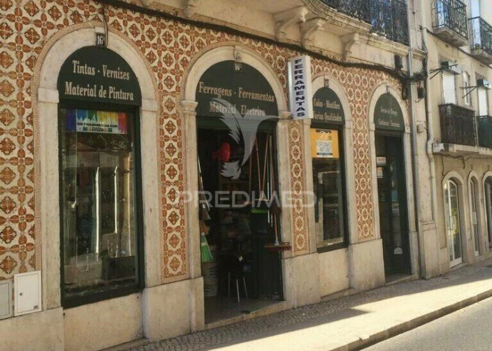 Armazém para Trespasse em Alcantara Foto 3
