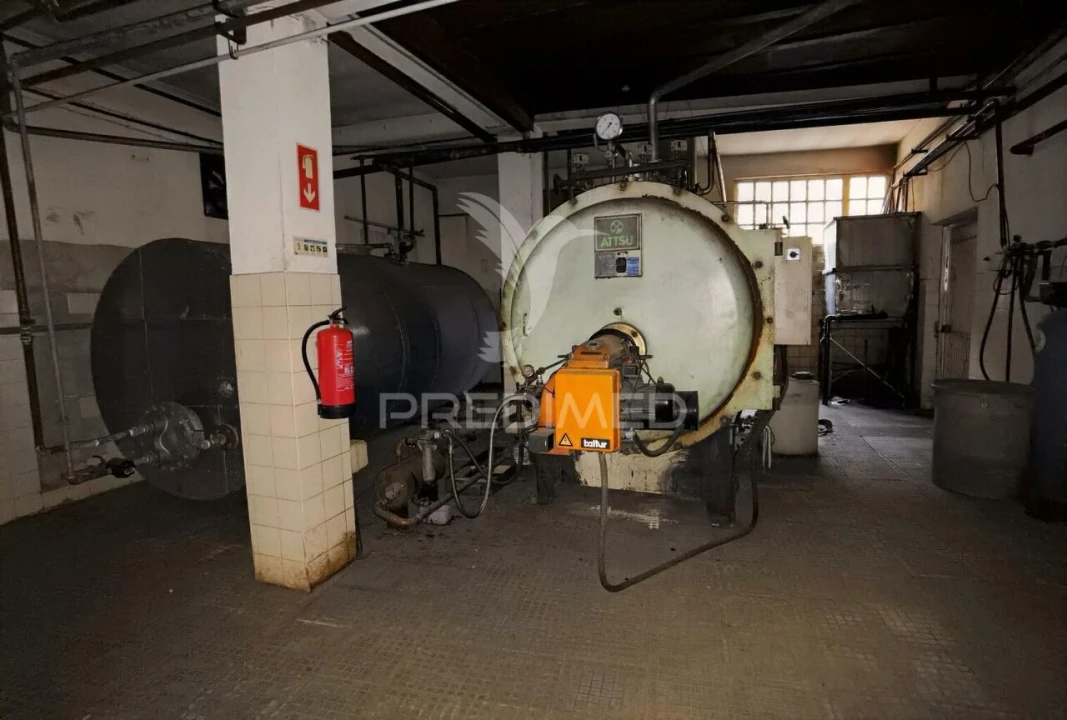 Armazém para Venda em Alcanena e Vila Moreira Foto 35