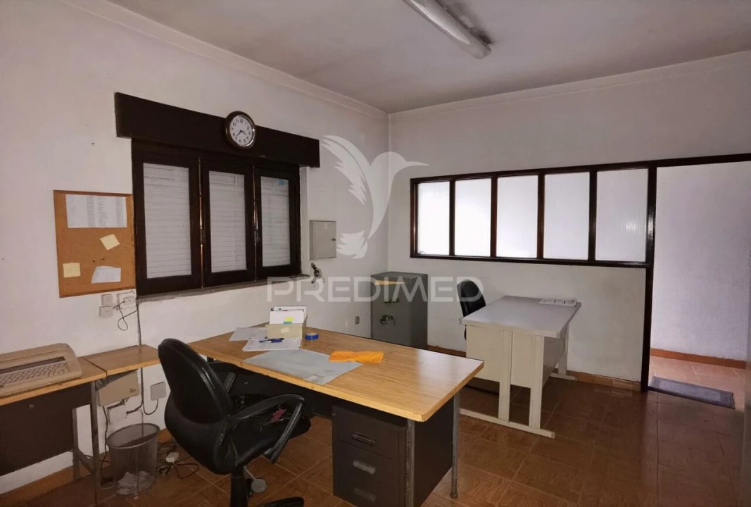 Armazém para Venda em Alcanena e Vila Moreira Foto 15