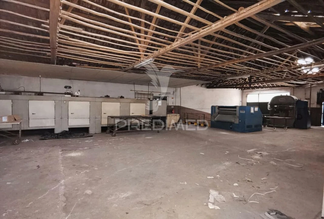 Armazém para Venda em Alcanena e Vila Moreira Foto 20