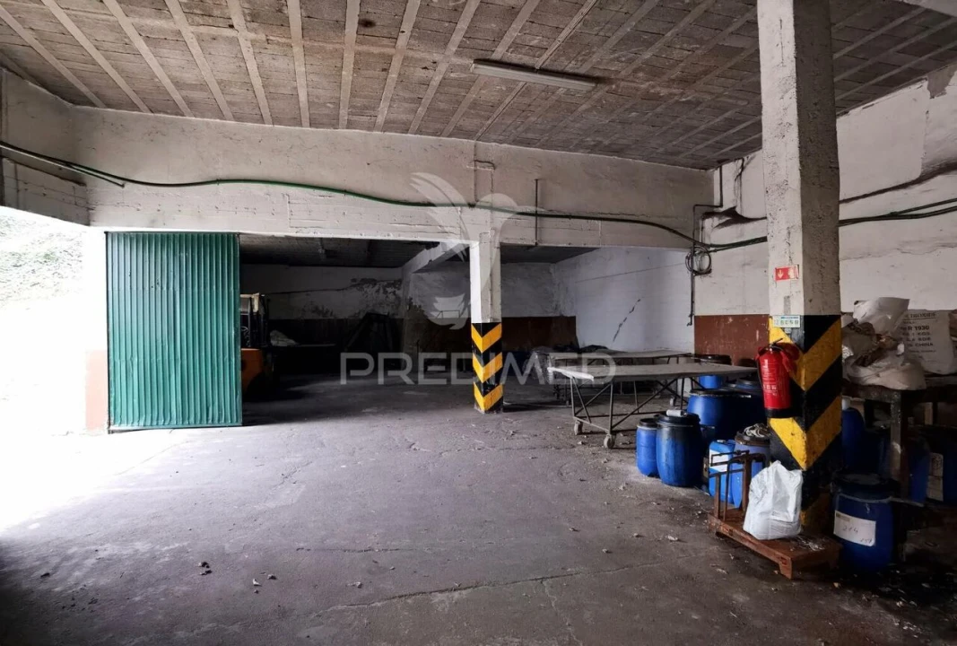 Armazém para Venda em Alcanena e Vila Moreira Foto 37