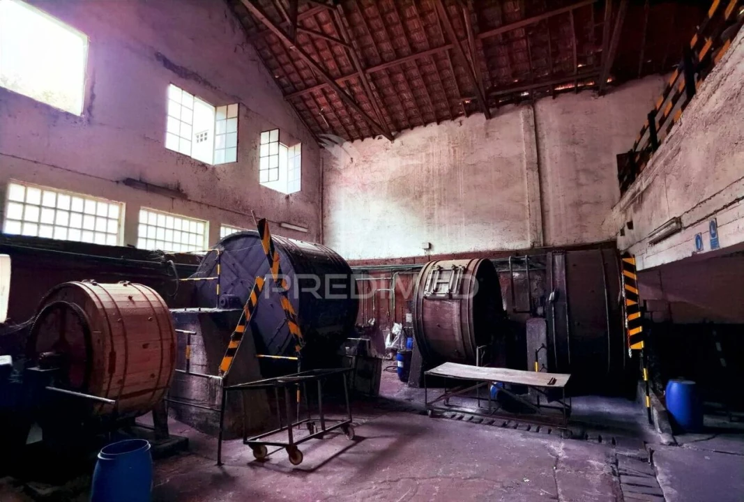 Armazém para Venda em Alcanena e Vila Moreira Foto 36