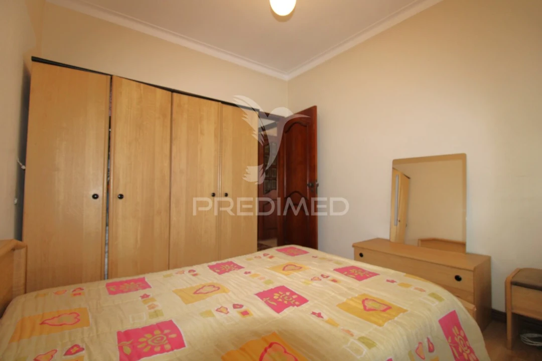 Moradia T4 para Venda em Coronado (São Romão e São Mamede) Foto 11