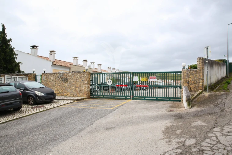 Moradia T3 para Venda em Alenquer (Santo Estêvão e Triana) Foto 33