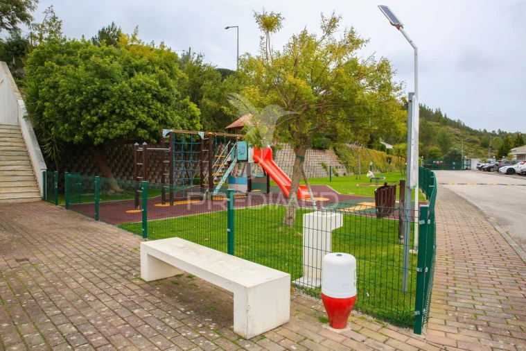 Moradia T3 para Venda em Alenquer (Santo Estêvão e Triana) Foto 24