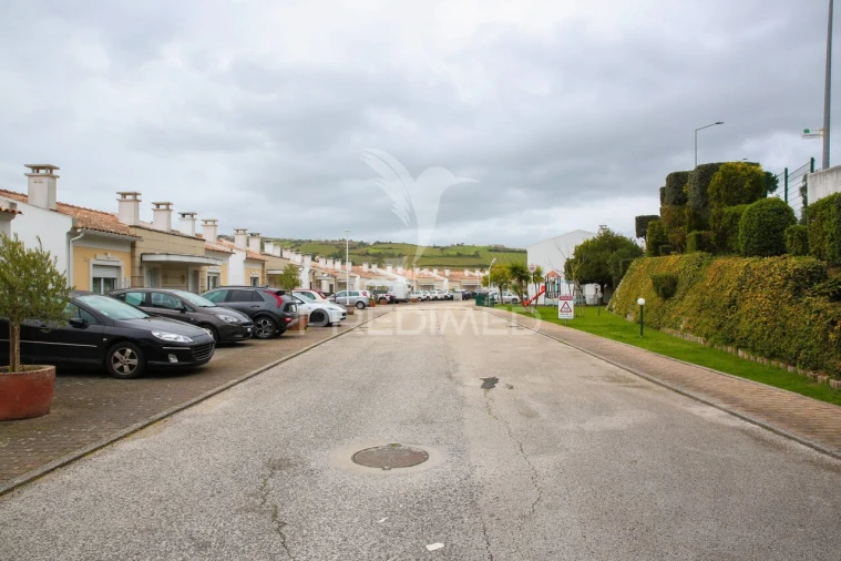 Moradia T3 para Venda em Alenquer (Santo Estêvão e Triana) Foto 32