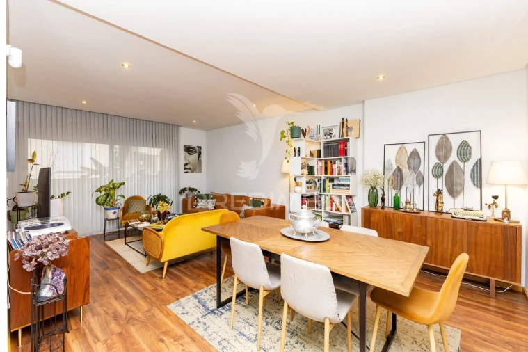 Apartamento T2 para Venda em Santa Marinha e São Pedro da Afurada