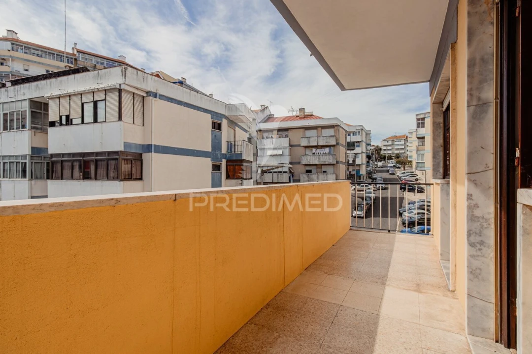 Apartamento T3 para Venda em Póvoa de Santo Adrião e Olival Basto Foto 20