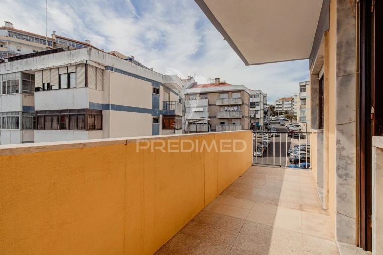 Apartamento T3 para Venda em Póvoa de Santo Adrião e Olival Basto Foto 20