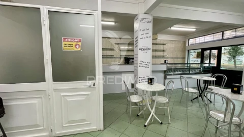 Loja para Venda em Laranjeiro e Feijó