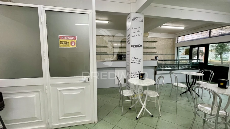 Loja para Venda em Laranjeiro e Feijó Foto 13