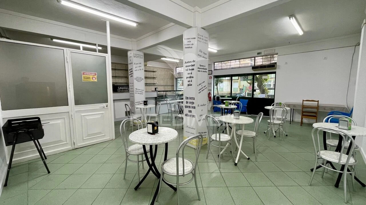 Loja para Venda em Laranjeiro e Feijó Foto 15