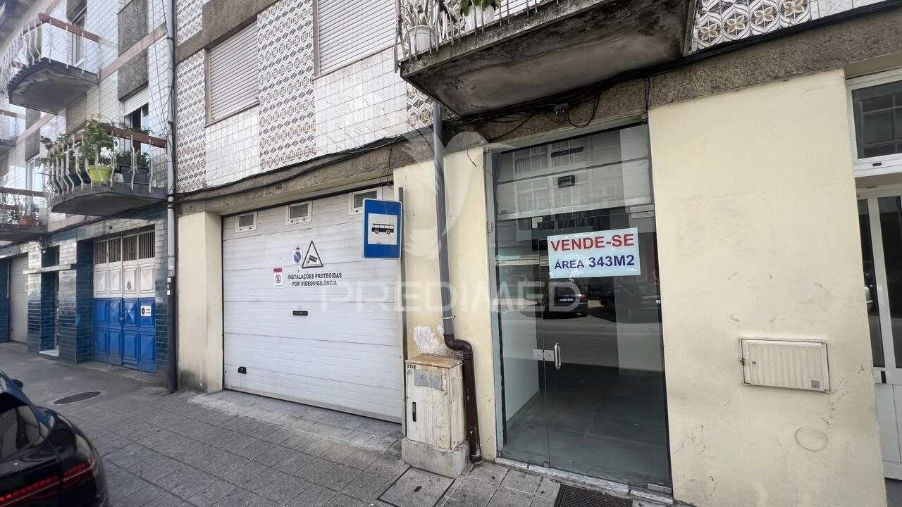 Armazém para Venda em Braga (São José de São Lázaro e São João do Souto) Foto 26