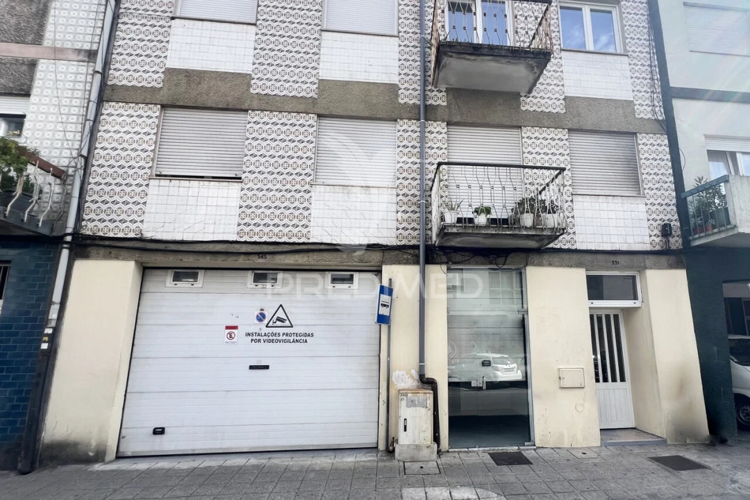 Armazém para Venda em Braga (São José de São Lázaro e São João do Souto) Foto 5