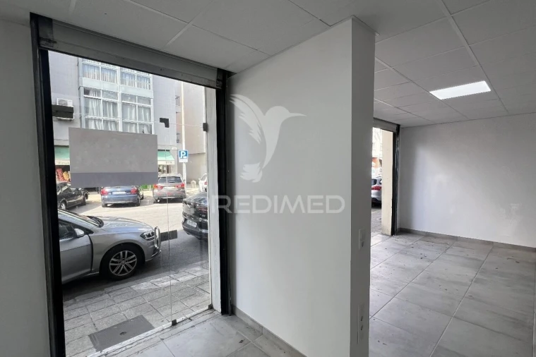 Armazém para Venda em Braga (São José de São Lázaro e São João do Souto) Foto 23