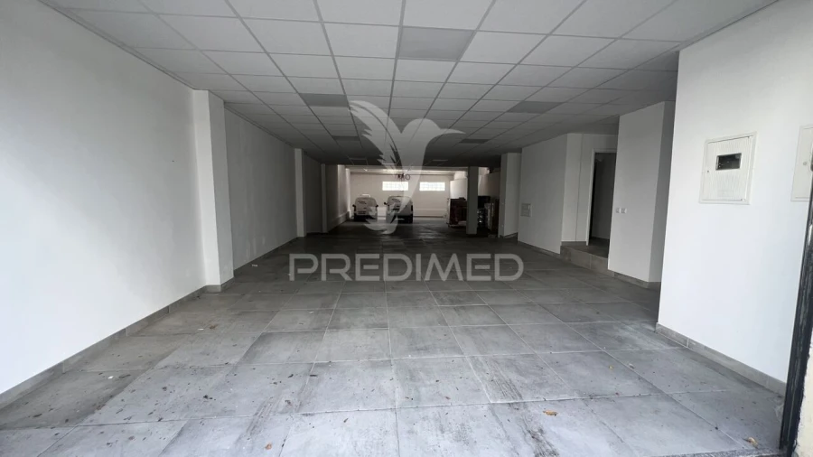 Armazém para Venda em Braga (São José de São Lázaro e São João do Souto) Foto 3