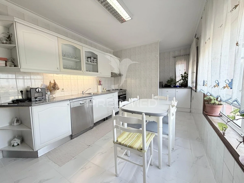 Apartamento T2 para Venda em Gulpilhares e Valadares Foto 2