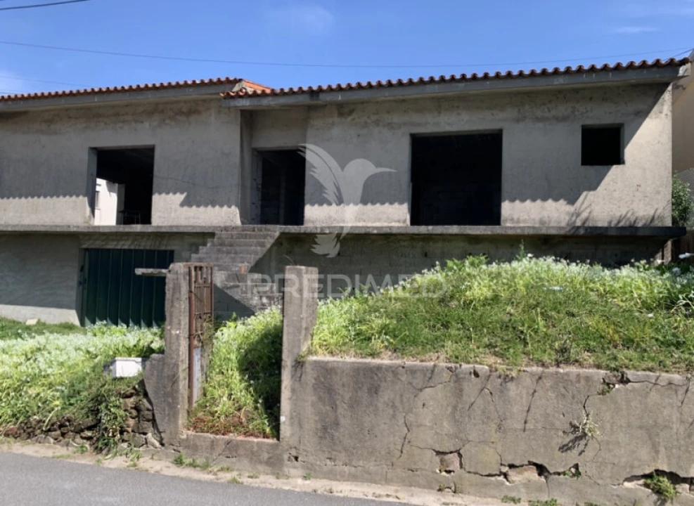 Moradia T3 para Venda em Vila Nova de Famalicão e Calendário Foto 2