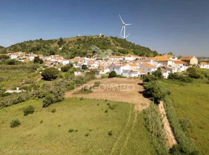 Terreno para Venda em Dois Portos e Runa