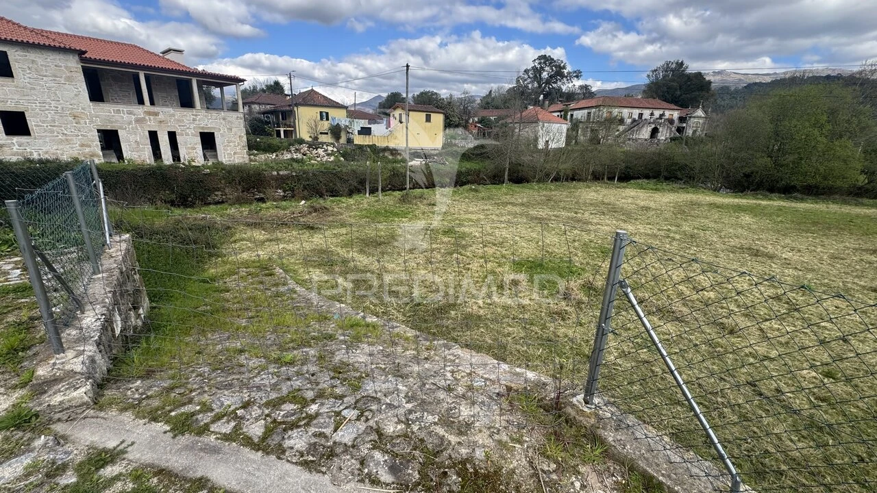 Terreno para Venda em Alvora e Loureda Foto 14