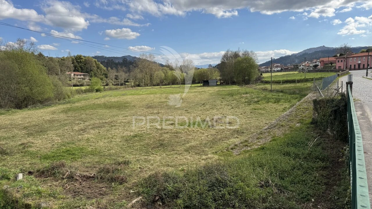 Terreno para Venda em Alvora e Loureda Foto 24