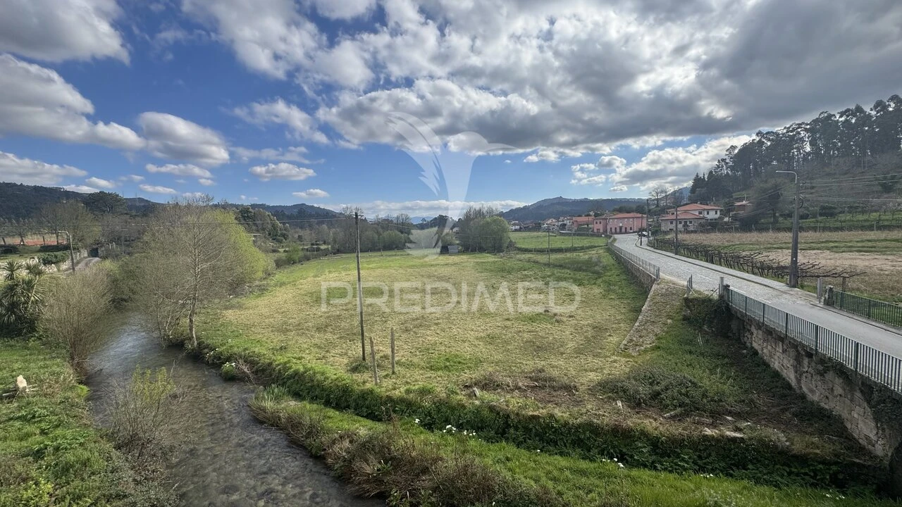 Terreno para Venda em Alvora e Loureda Foto 8