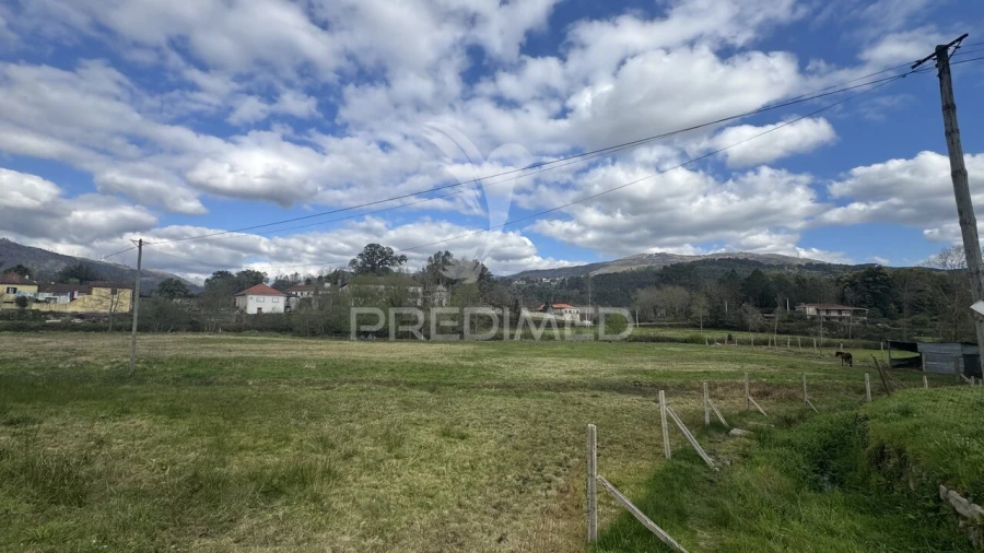 Terreno para Venda em Alvora e Loureda Foto 18