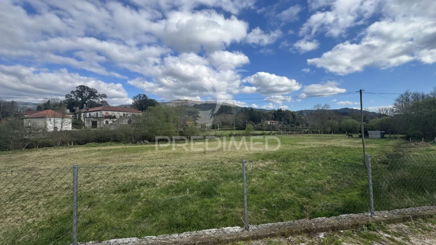 Terreno para Venda em Alvora e Loureda Foto 15