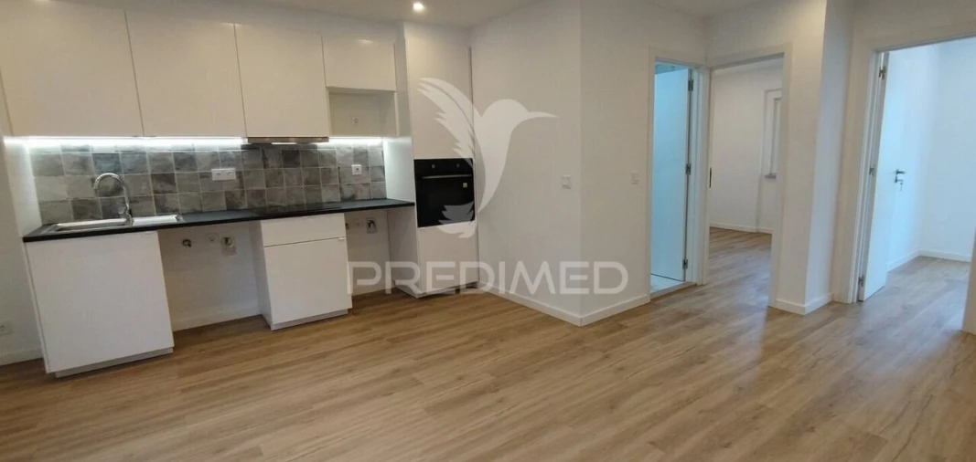 Apartamento T2 para Venda em Póvoa de Santa Iria e Forte da Casa Foto 1