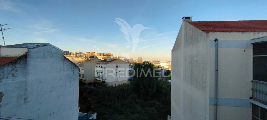 Apartamento T2 para Venda em Póvoa de Santa Iria e Forte da Casa Foto 10