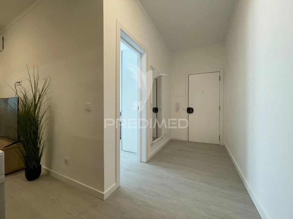 Apartamento T2 para Venda em Faro (Sé e São Pedro) Foto 7