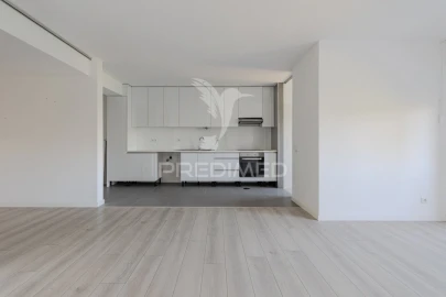 Apartamento T3 para Venda em Margaride, Várzea, Lagares, Varziela, Moure