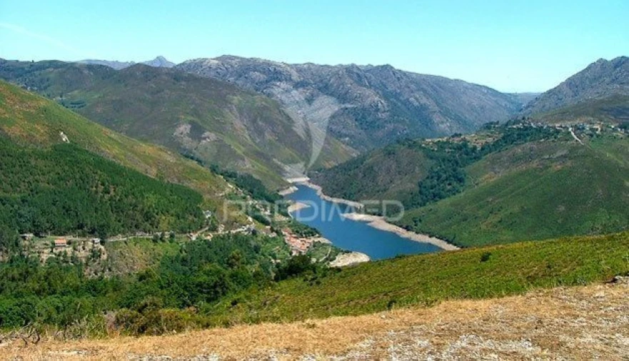 Moradia T6 para Venda em Sande, Vilarinho, Barros e Gomide Foto 37