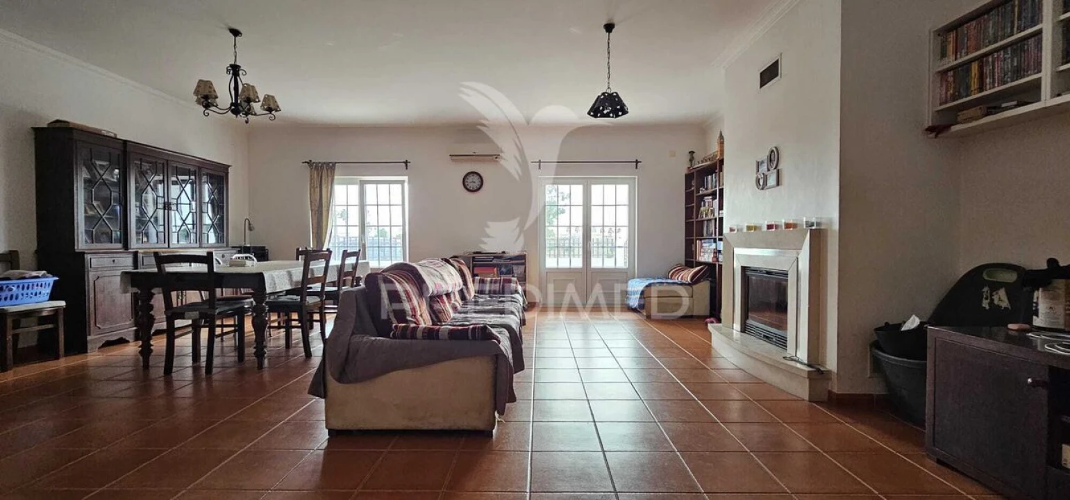 Moradia T4 para Venda em Salvaterra de Magos e Foros de Salvaterra Foto 9