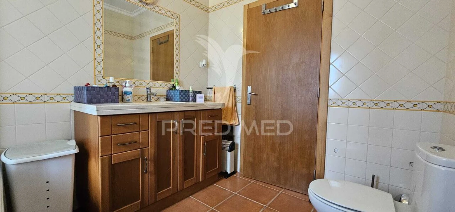 Moradia T4 para Venda em Salvaterra de Magos e Foros de Salvaterra Foto 18