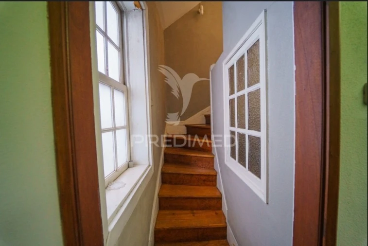 Moradia T8 para Venda em Oliveira, São Paio e São Sebastião Foto 21