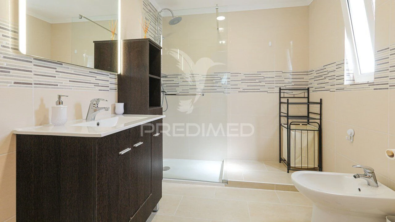 Moradia T4 para Venda em Lagoa e Carvoeiro Foto 21