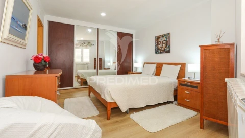 Moradia T4 para Venda em Lagoa e Carvoeiro