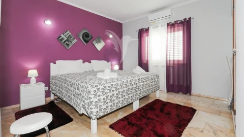 Moradia T4 para Venda em Lagoa e Carvoeiro