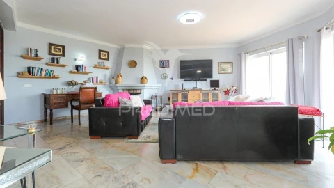 Moradia T4 para Venda em Lagoa e Carvoeiro