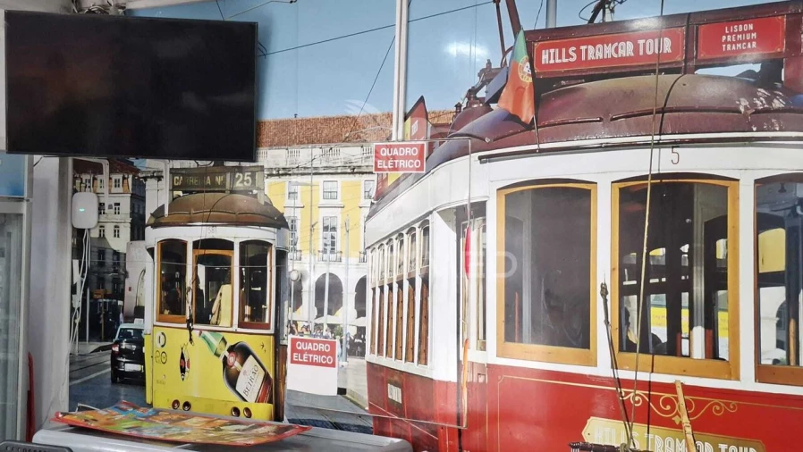 Loja para Arrendamento em Venteira Foto 14