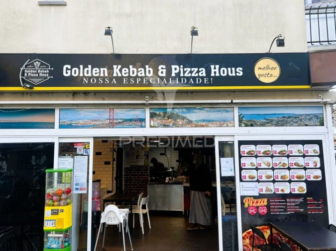 Loja para Arrendamento em Venteira Foto 9