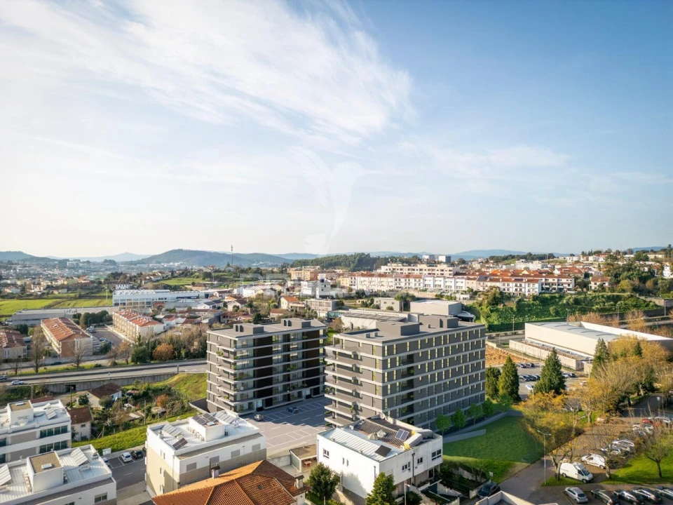 Apartamento T3 para Venda em Nogueira, Fraião e Lamaçães Foto 1