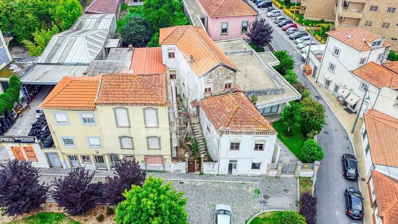 Moradia T5 para Venda em Santa Marinha e São Pedro da Afurada Foto 11